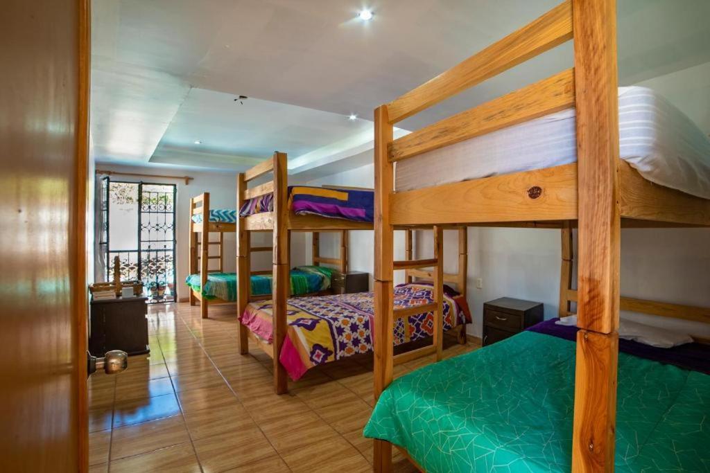 Hostal Casa Pajaritos Taxco de Alarcon Dış mekan fotoğraf